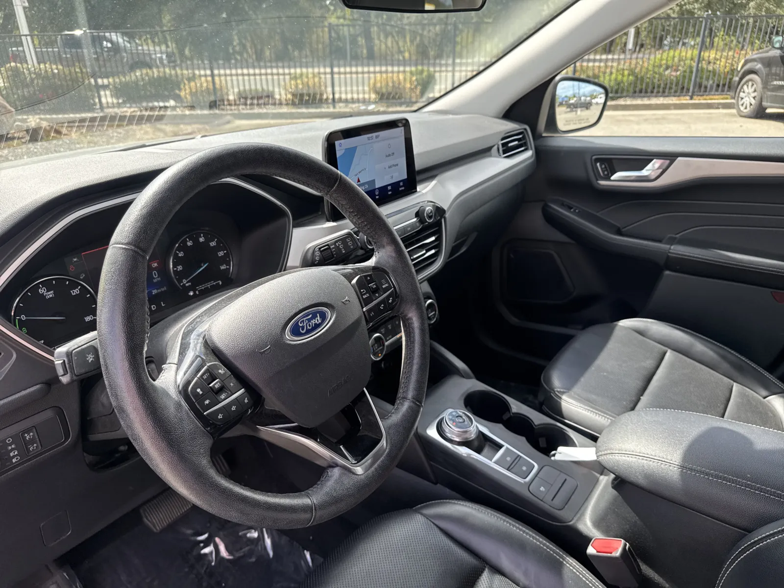 Ford Escape photo 9