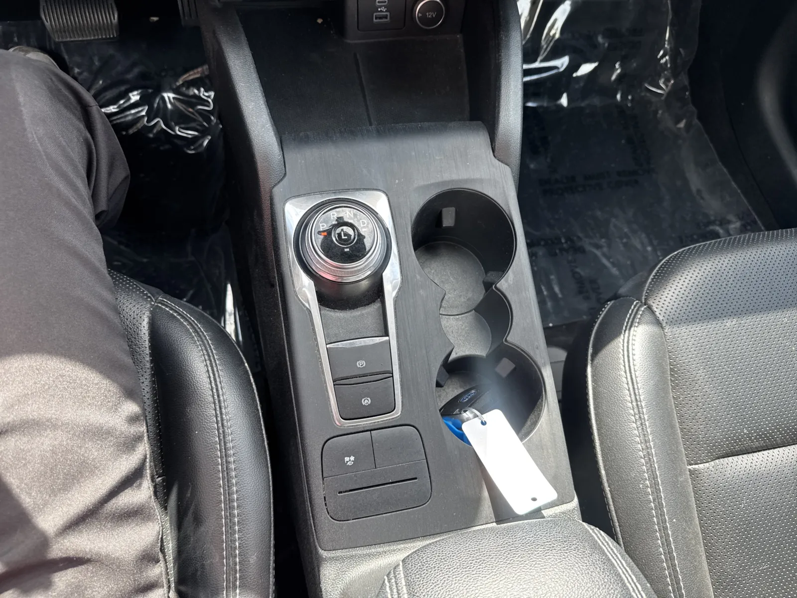 Ford Escape photo 20