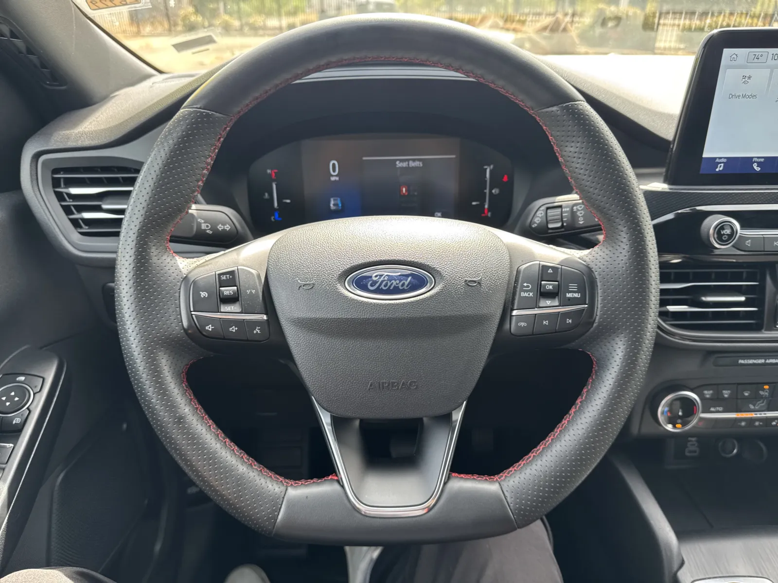 Ford Escape photo 17