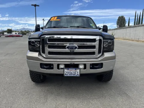 Photos of 2005 Ford Super Duty F-250 for sale in Redding, CA at Park Marina Motors
