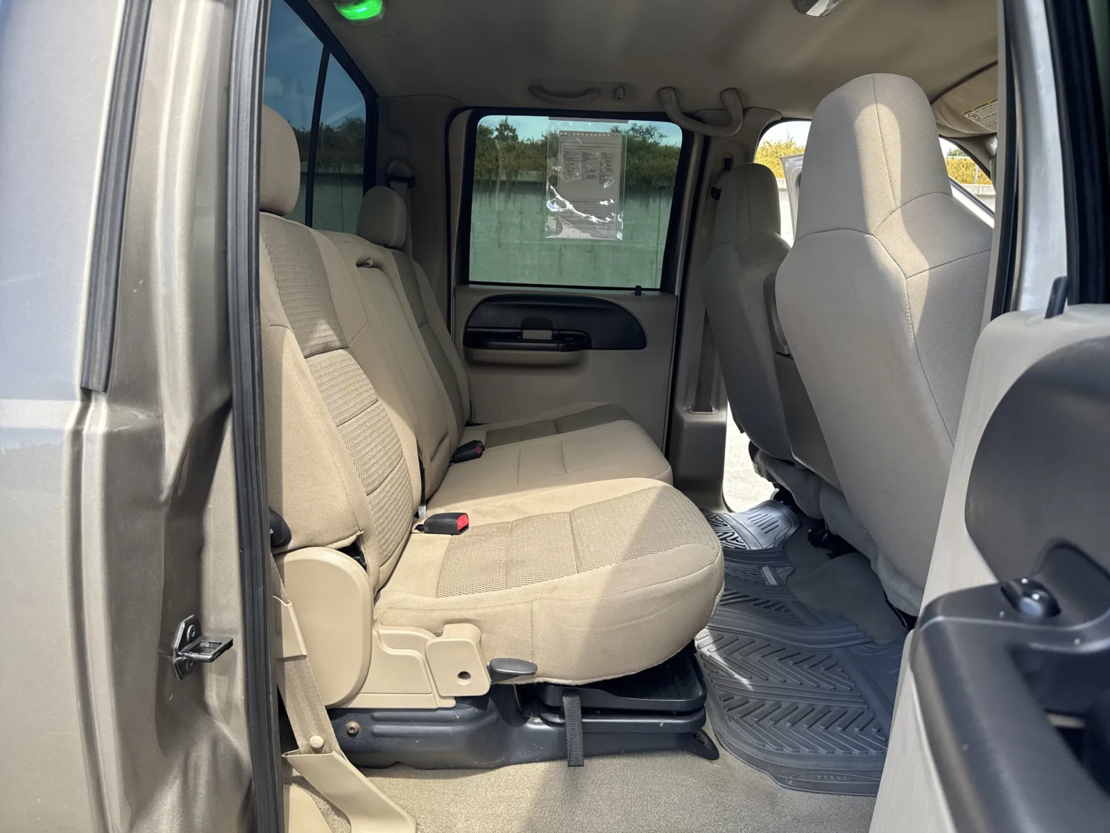 Ford F-250 photo 13