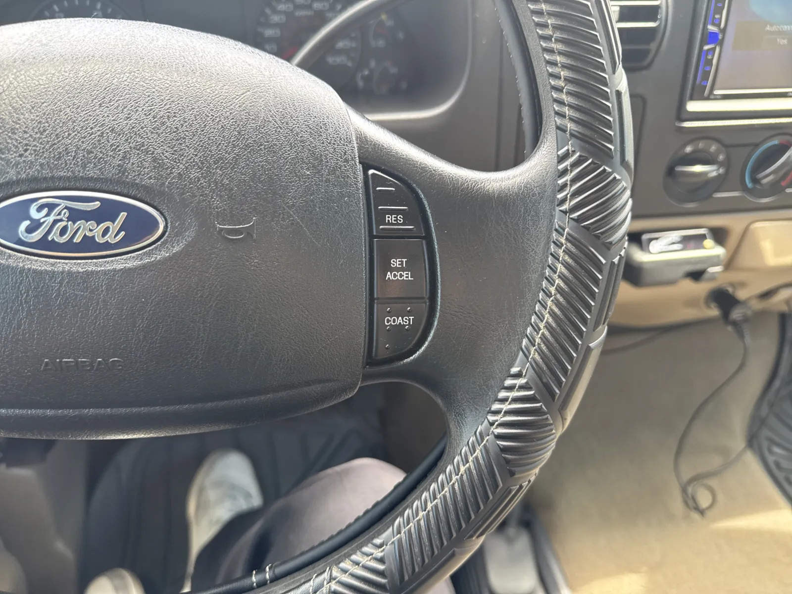 Ford F-250 photo 19