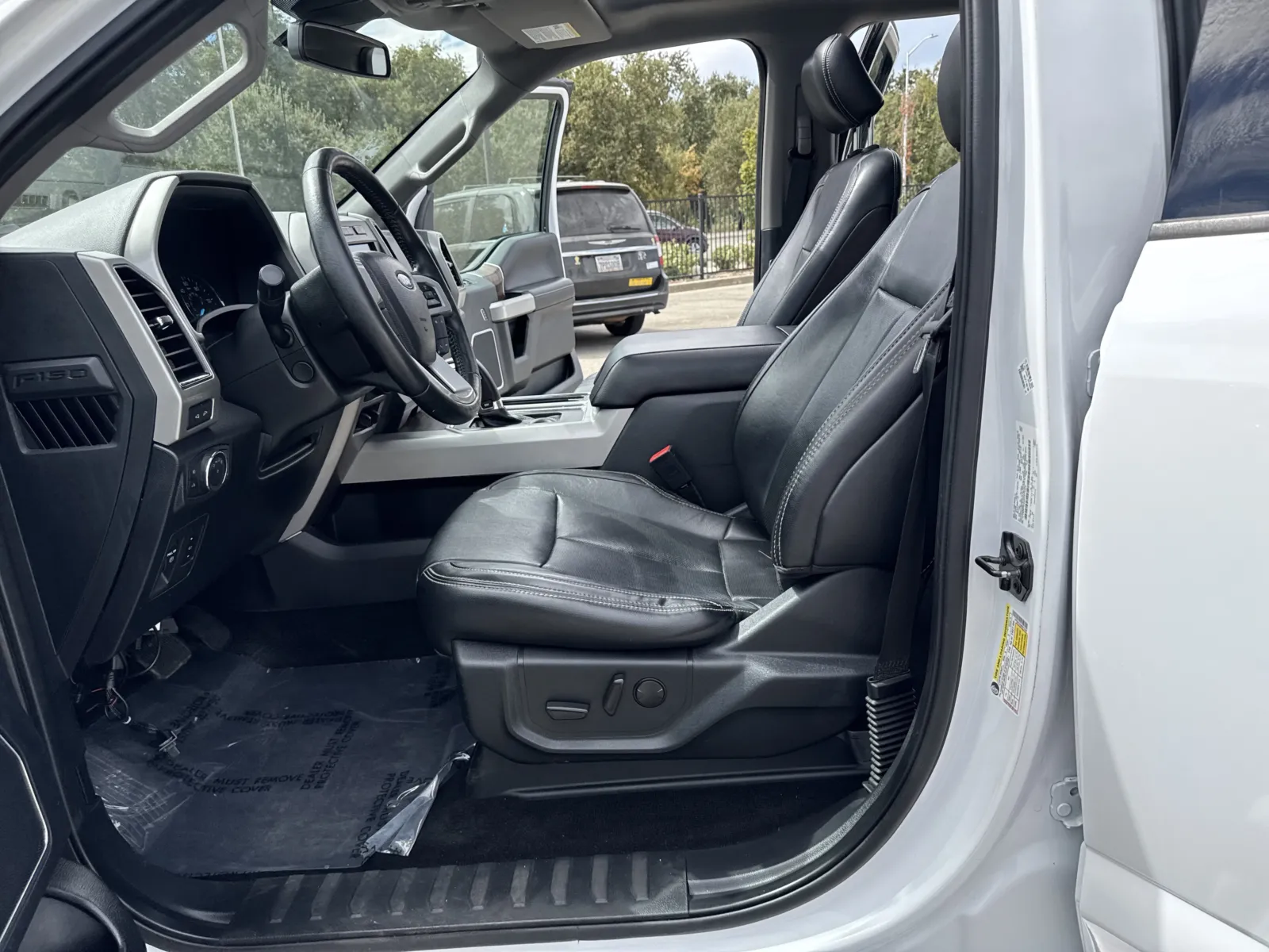 Ford F-150 photo 10