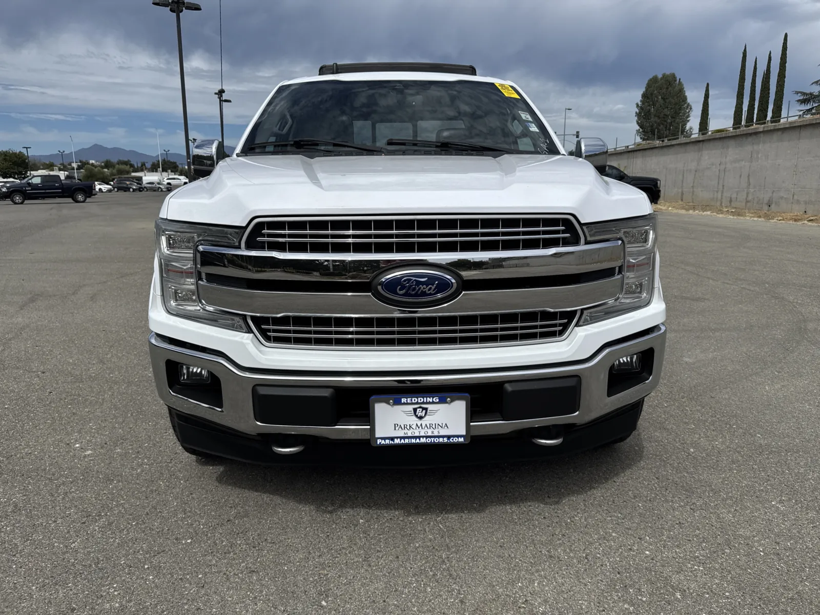 Ford F-150 photo 2