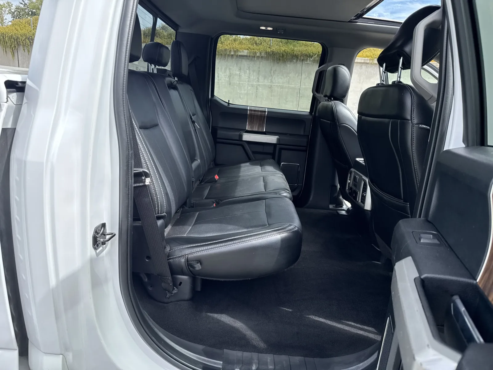 Ford F-150 photo 13
