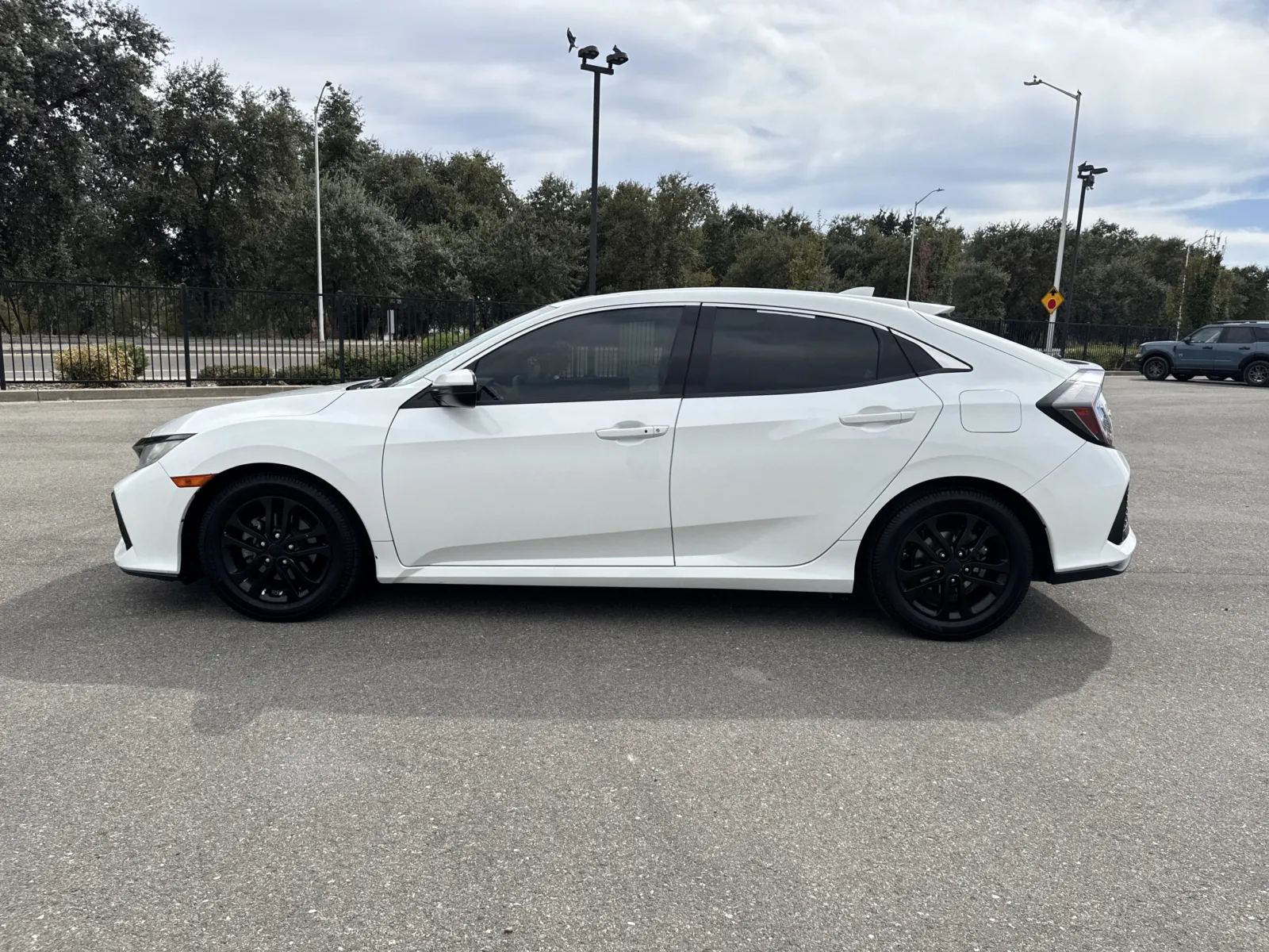 Honda Civic photo 4