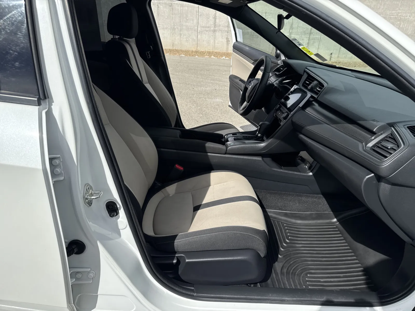 Honda Civic photo 14