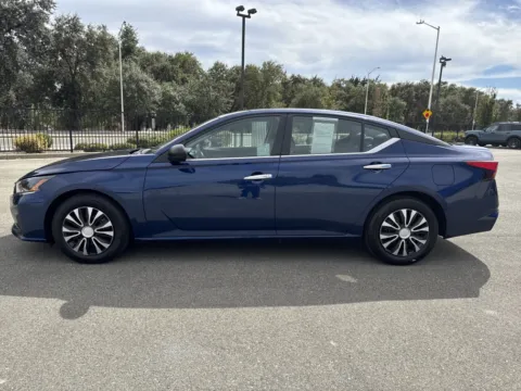 More photos of 2024 Nissan Altima 2.5 S at Park Marina Motors, CA