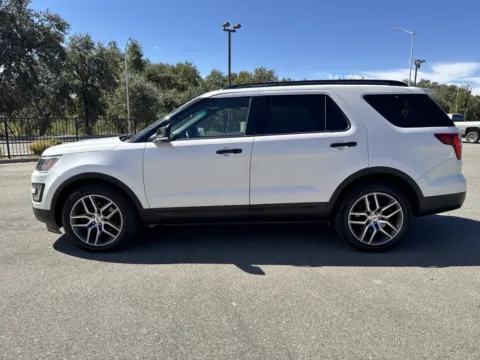 More photos of 2017 Ford Explorer Sport at Park Marina Motors, CA