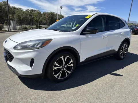 More photos of 2022 Ford Escape SE Hybrid at Park Marina Motors, CA