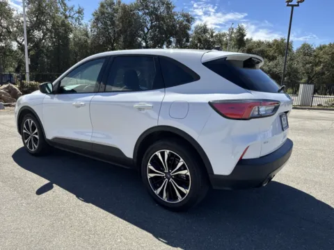 More photos of 2022 Ford Escape SE Hybrid at Park Marina Motors, CA