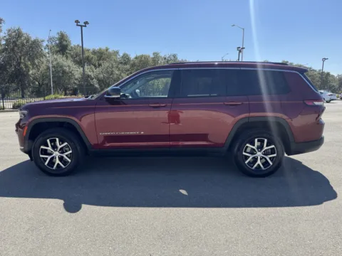 More photos of 2023 Jeep Grand Cherokee L Limited at Park Marina Motors, CA