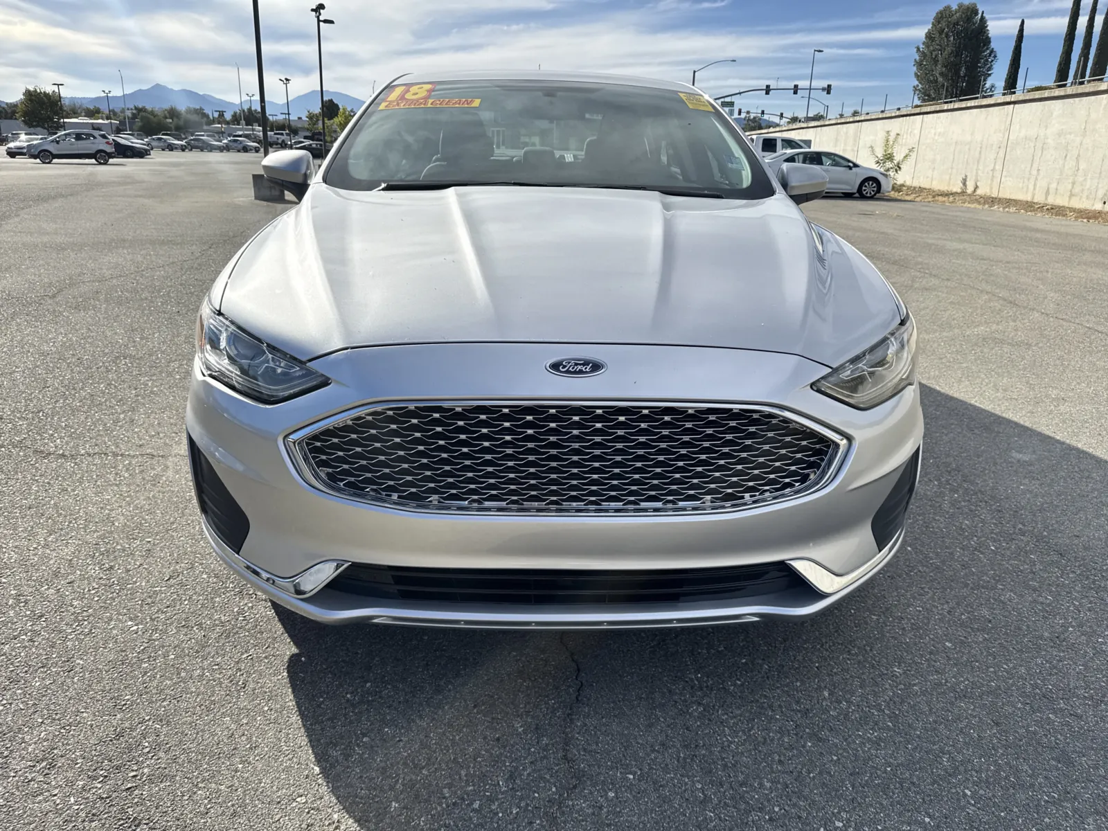 Ford Fusion photo 2