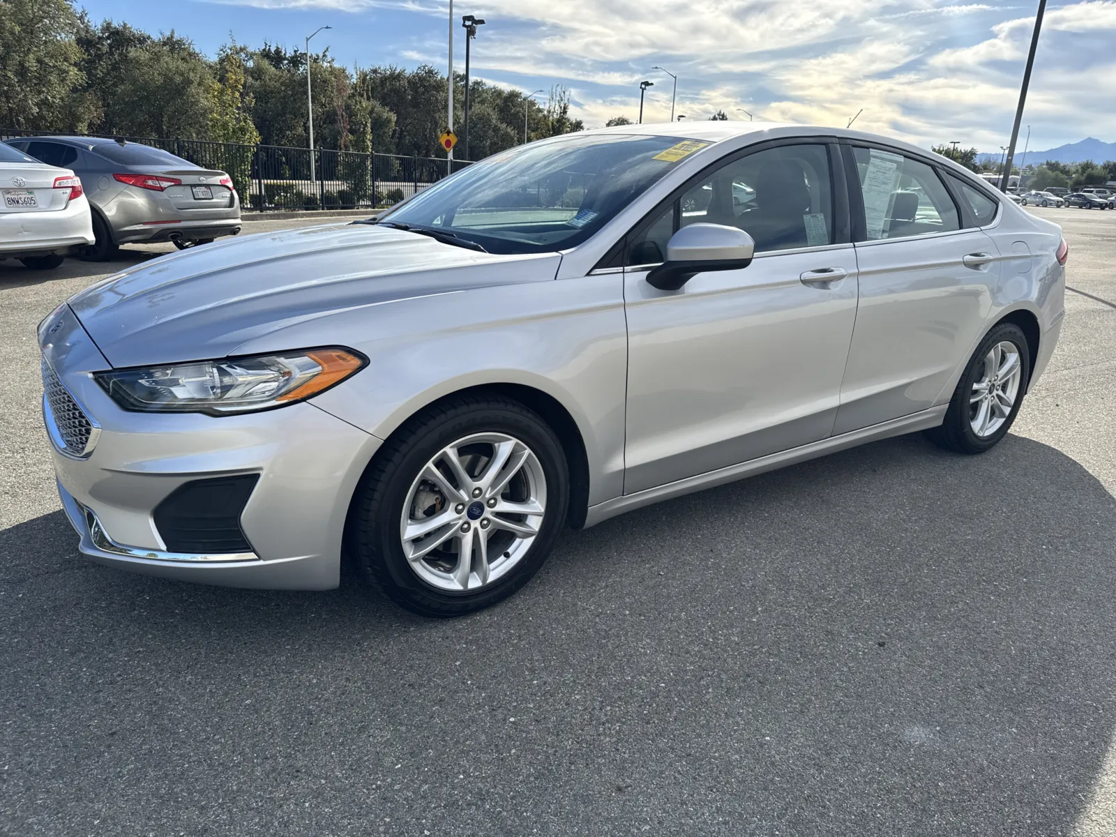 Ford Fusion photo 3