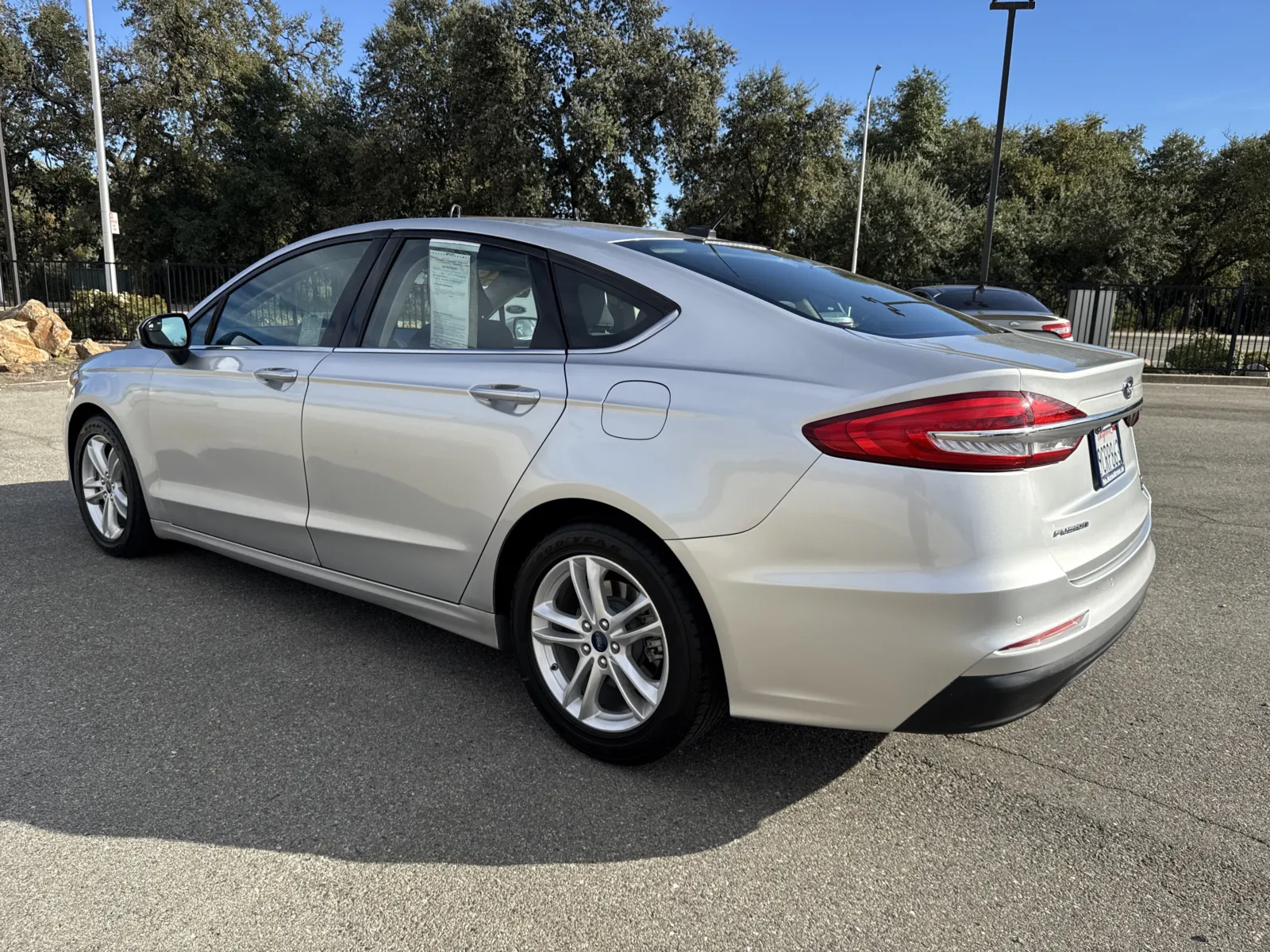 Ford Fusion photo 5