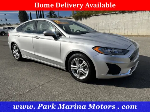 Silver 2018 Ford Fusion SE for sale in Redding, CA