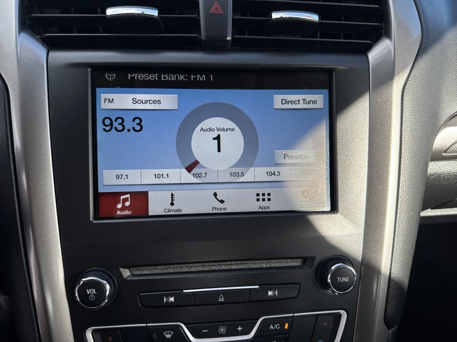 Ford Fusion photo 23