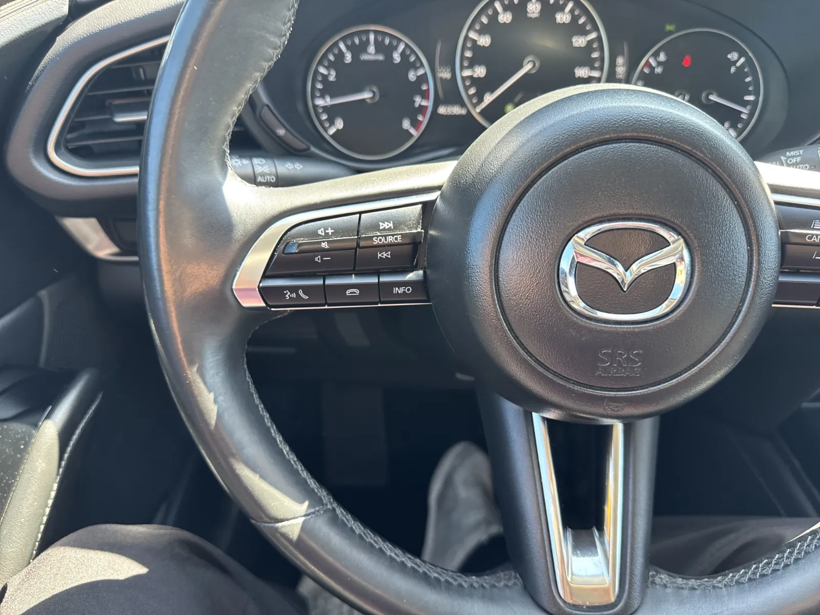 Mazda CX-30 photo 18