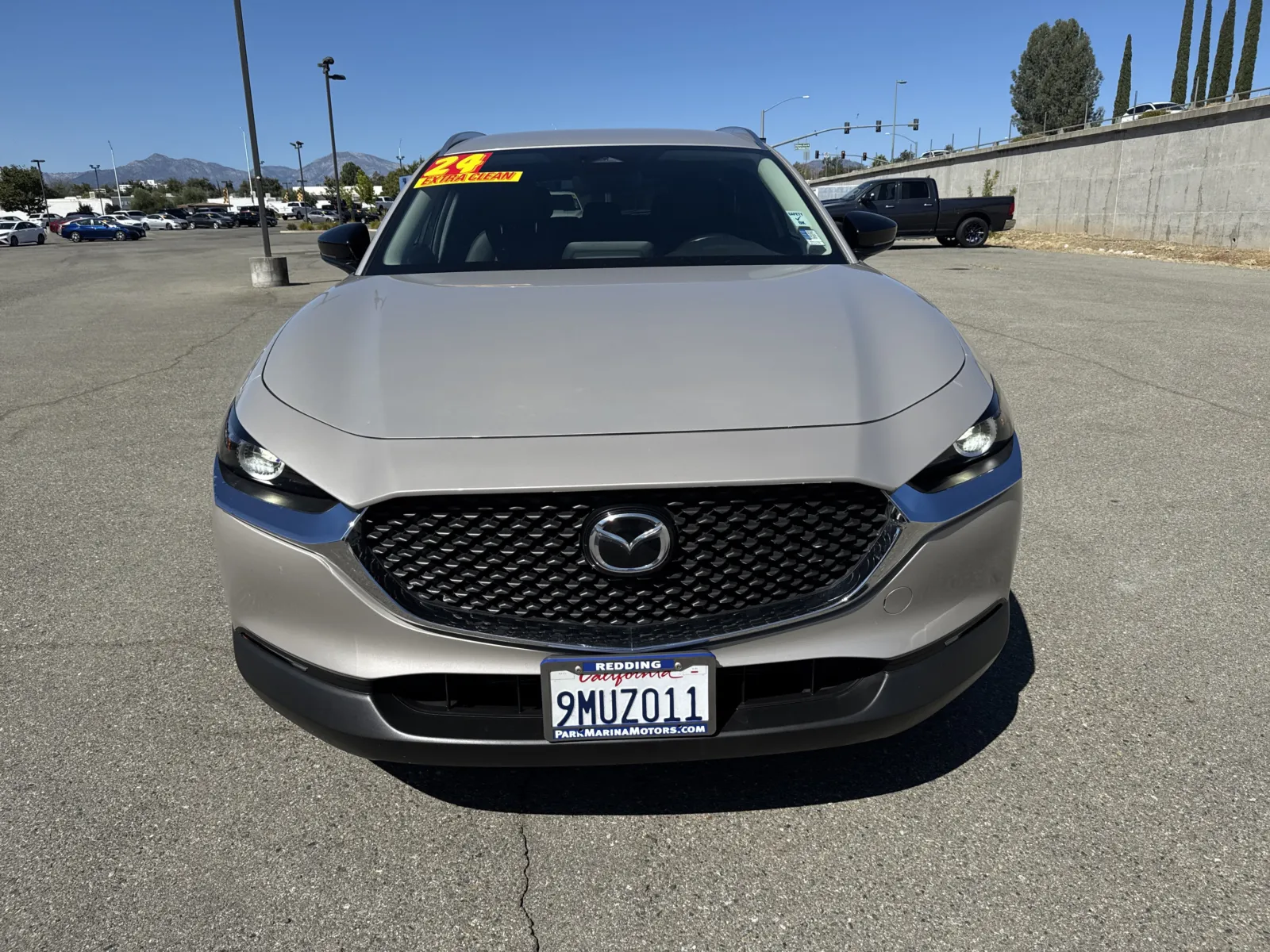 Mazda CX-30 photo 2