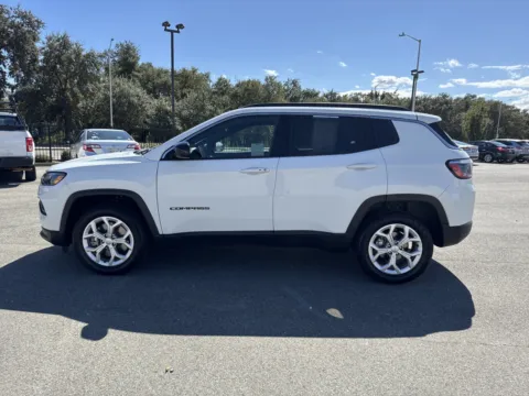 More photos of 2024 Jeep Compass Latitude at Park Marina Motors, CA