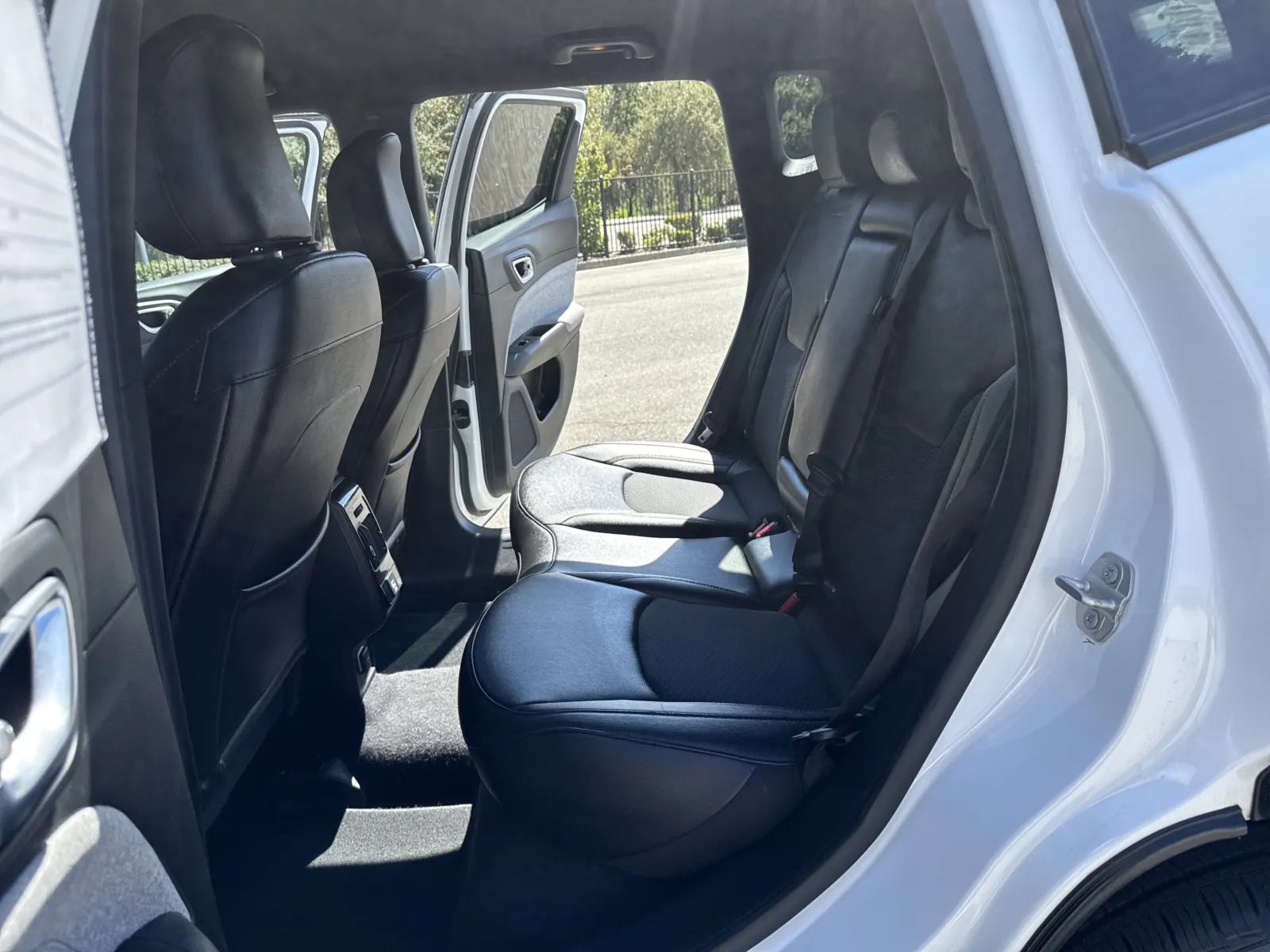 Jeep Compass photo 11