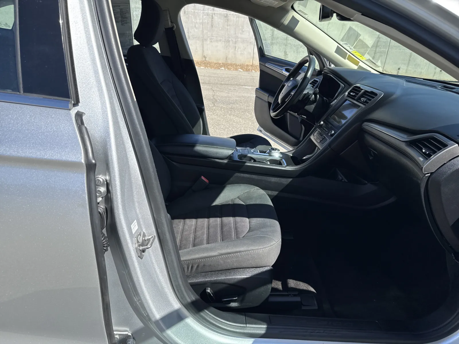 Ford Fusion photo 14