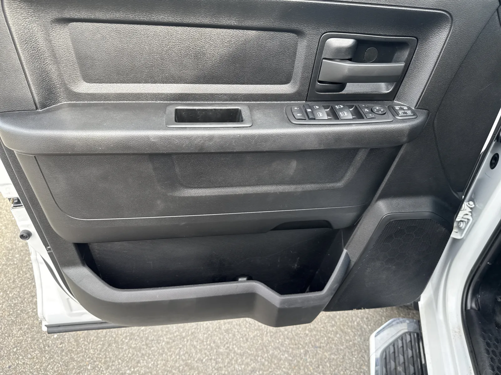 Ram 3500 photo 12