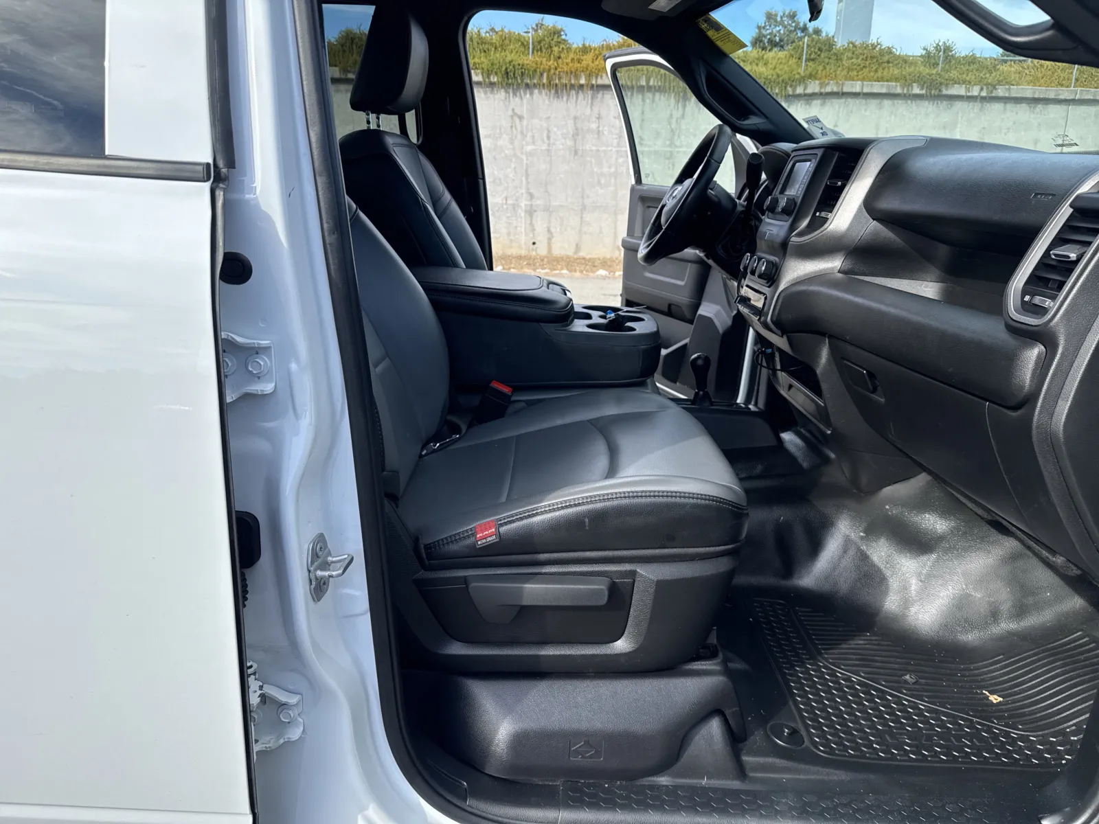 Ram 3500 photo 14