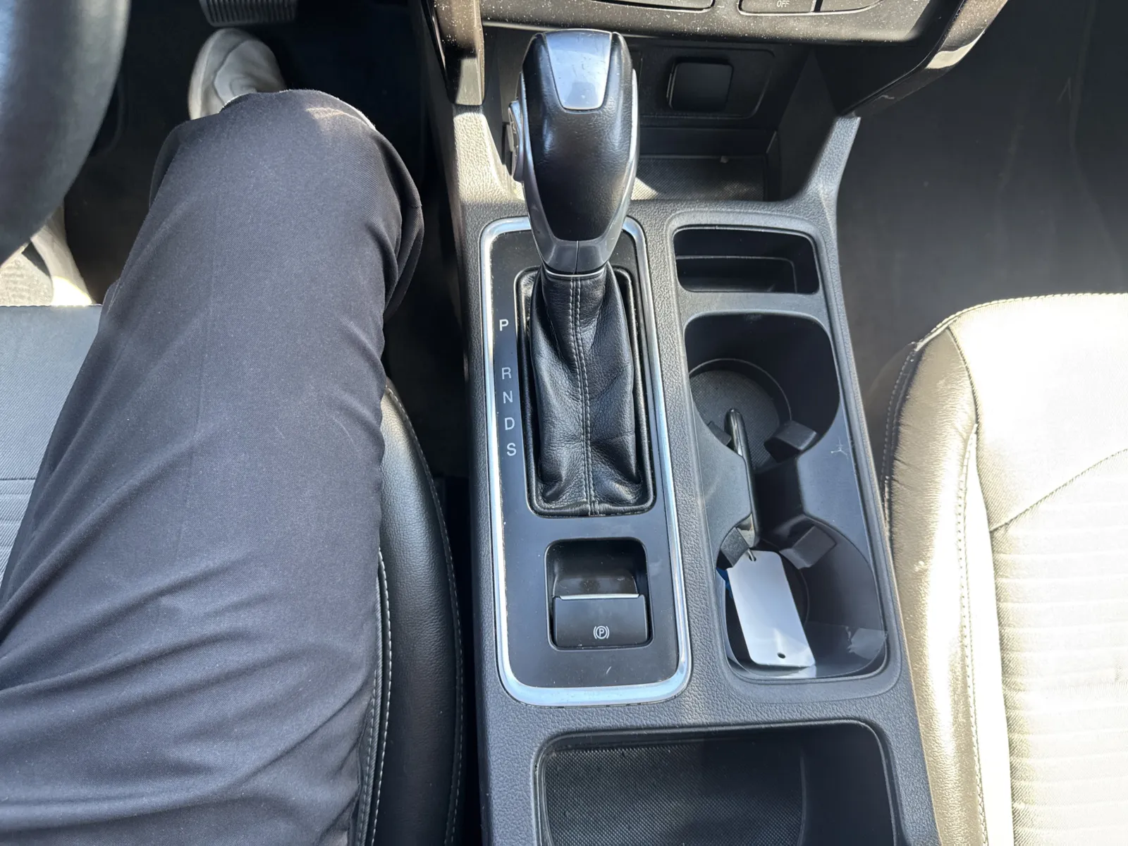 Ford Escape photo 20