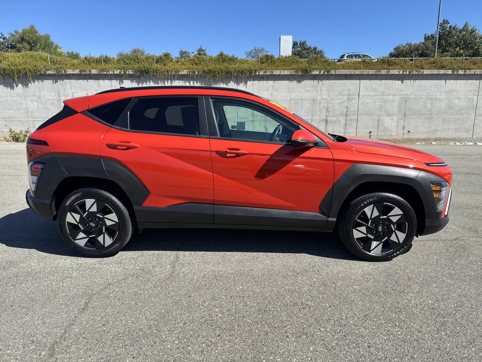 Hyundai Kona photo 8