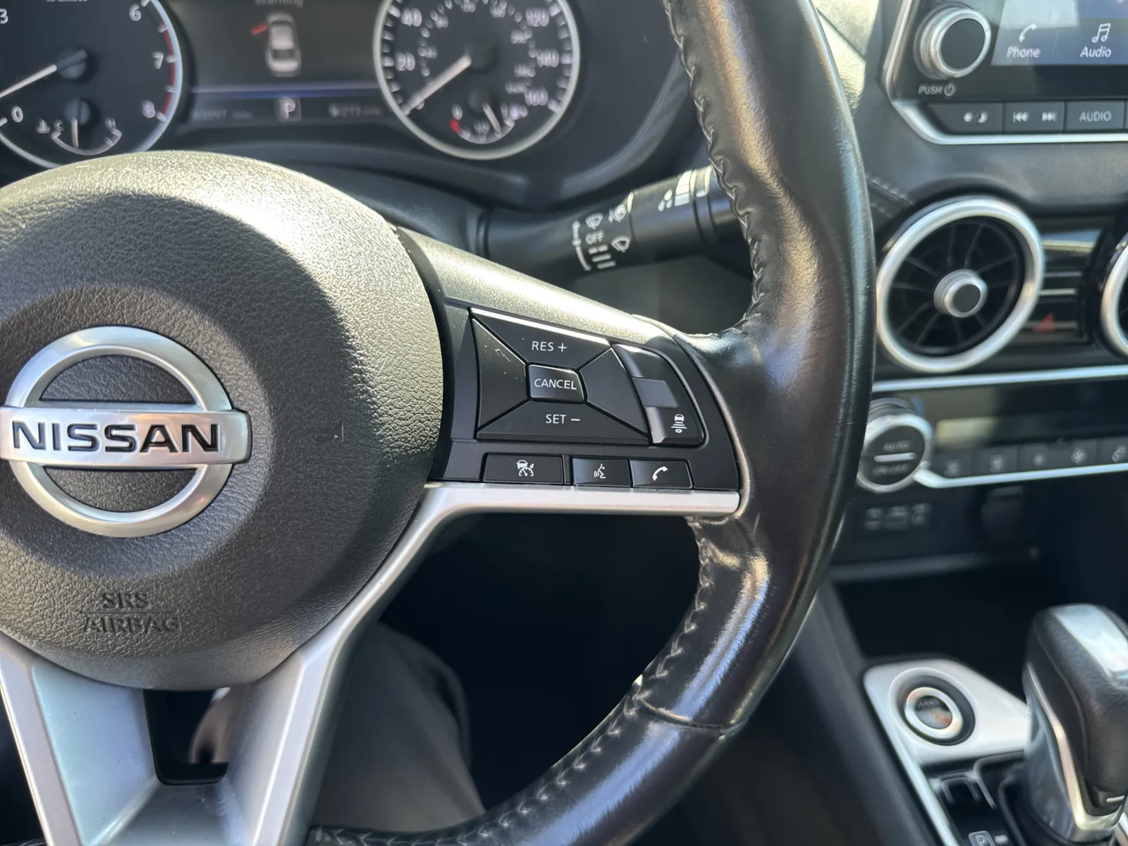 Nissan Sentra photo 19