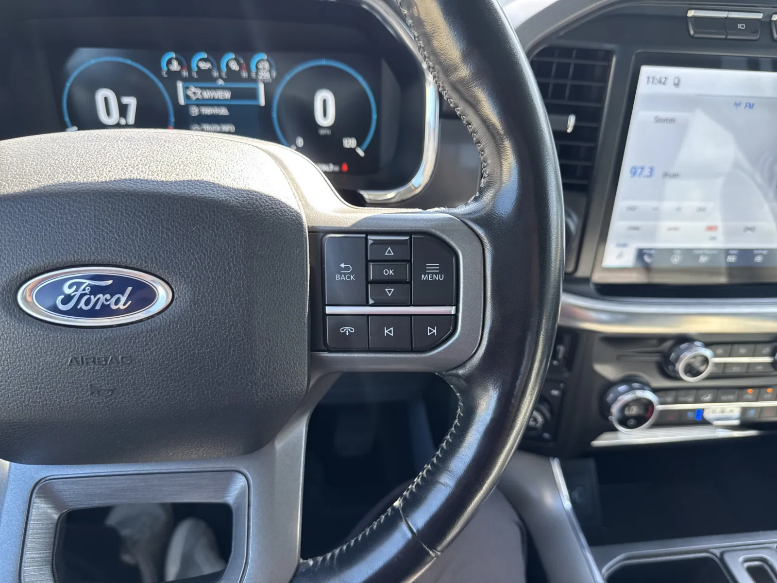Ford F-150 photo 21