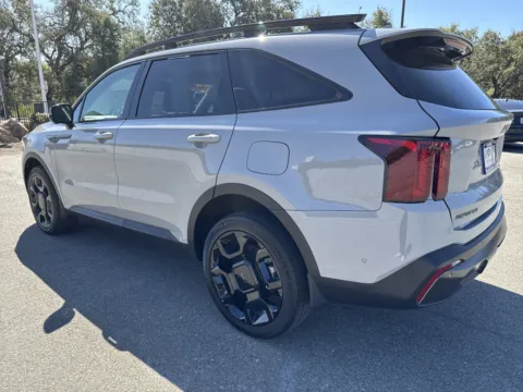 More photos of 2025 Kia Sorento X-Line SX at Park Marina Motors, CA