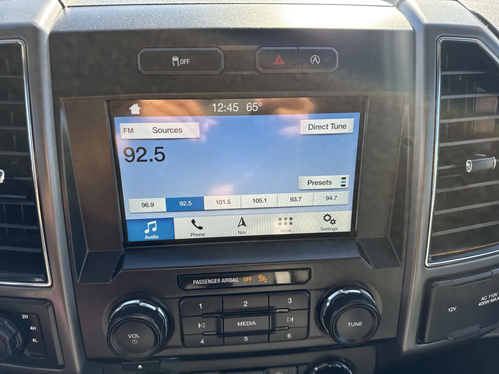 Ford F-150 photo 24
