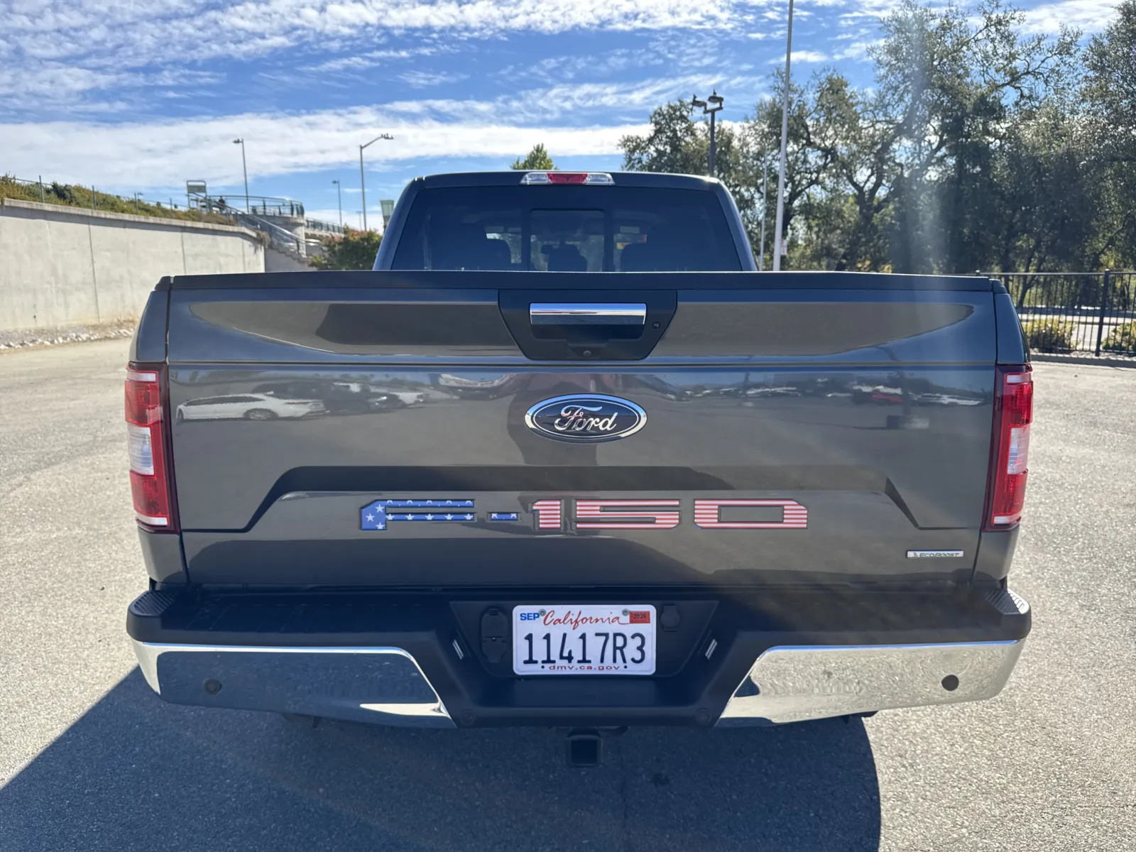 Ford F-150 photo 6