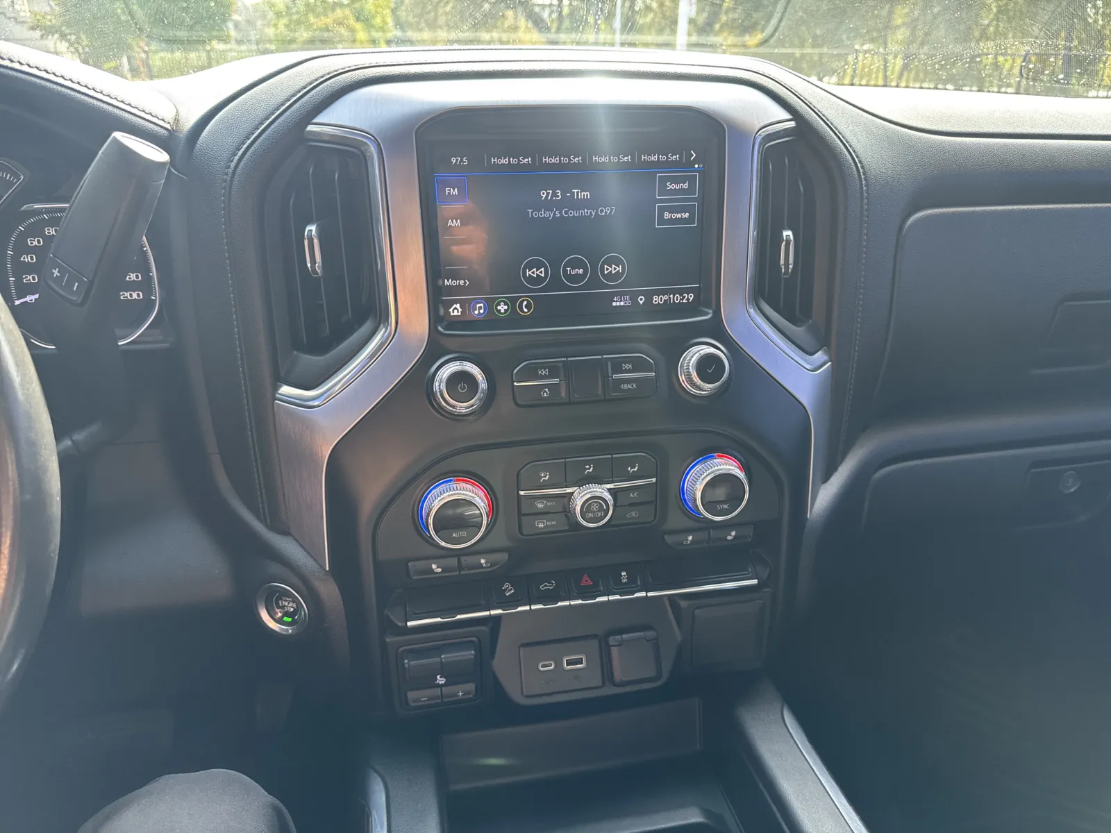 GMC Sierra photo 21