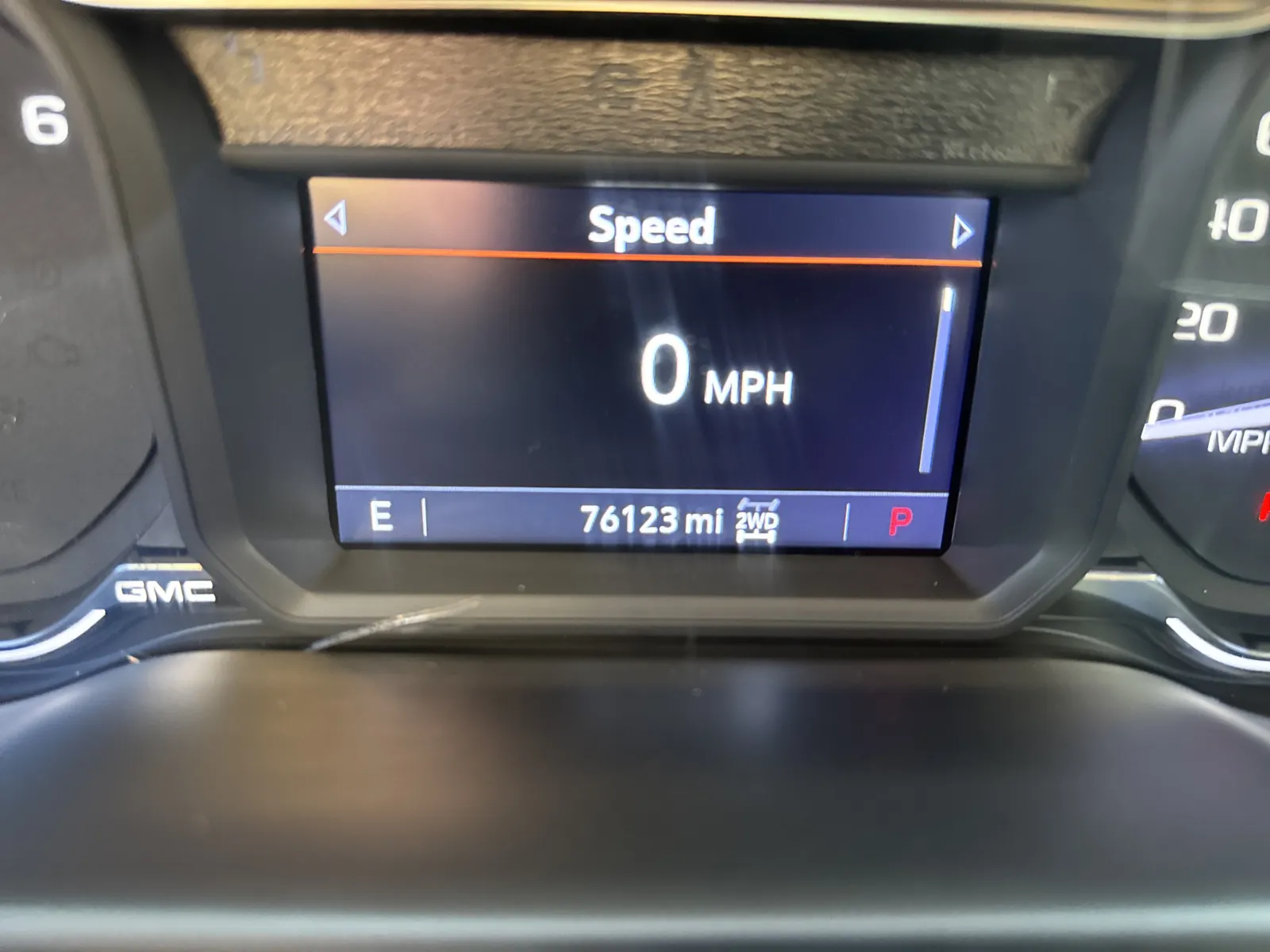 GMC Sierra photo 16
