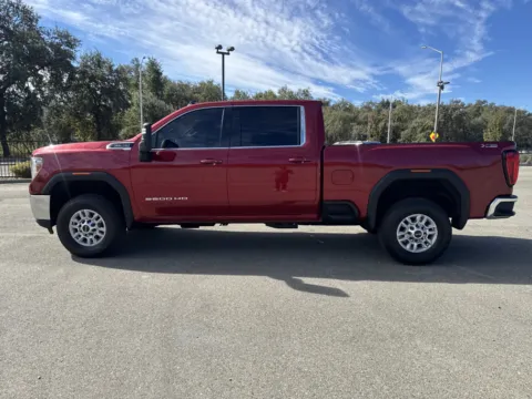 More photos of 2020 GMC Sierra 2500 HD SLE at Park Marina Motors, CA