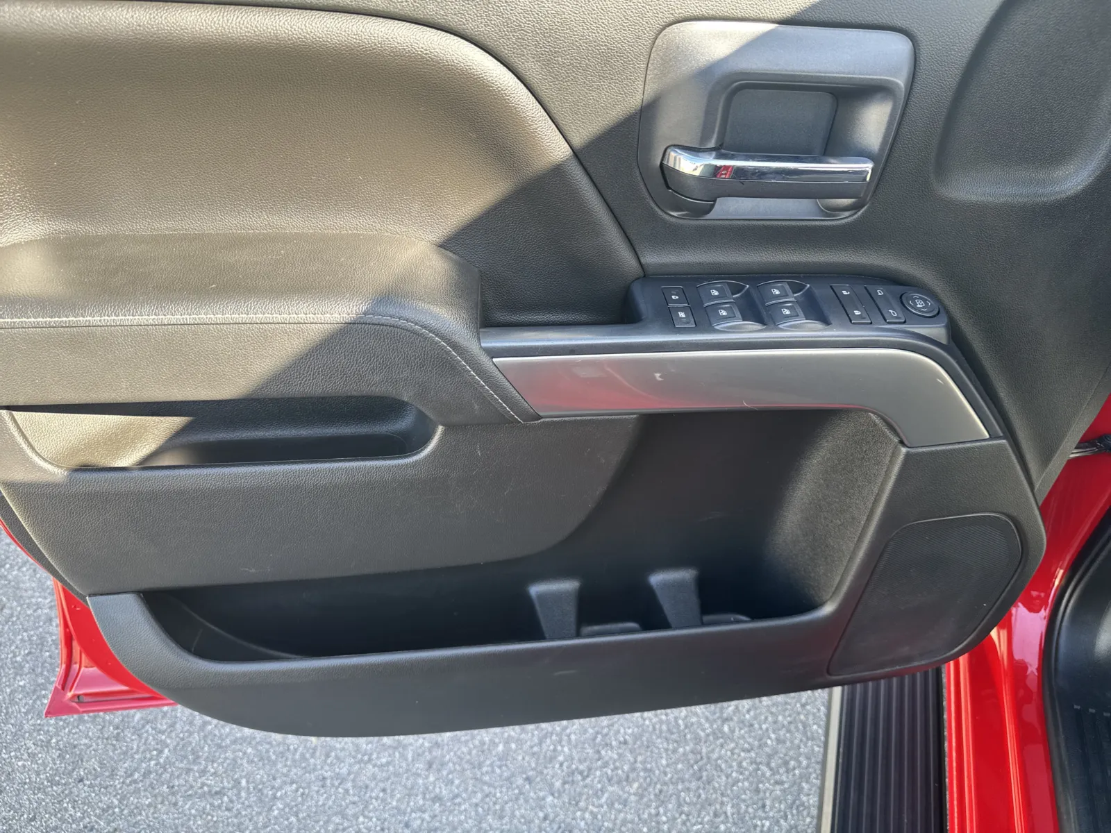 Chevrolet Silverado photo 12