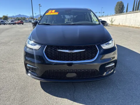 Photos of 2024 Chrysler Pacifica Touring L for sale in Redding, CA at Park Marina Motors
