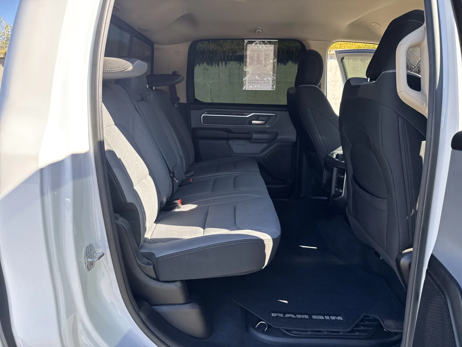 Ram 1500 photo 16