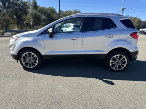 More photos of 2021 Ford EcoSport Titanium at Park Marina Motors, CA