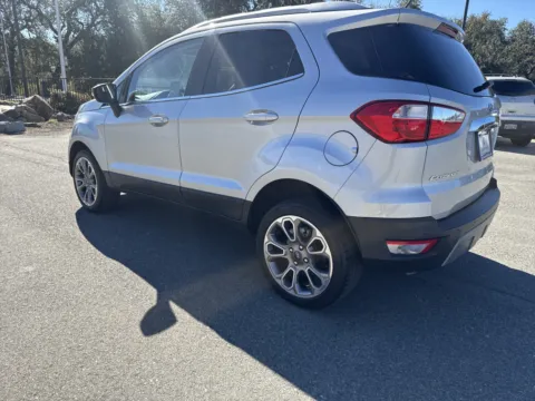 More photos of 2021 Ford EcoSport Titanium at Park Marina Motors, CA