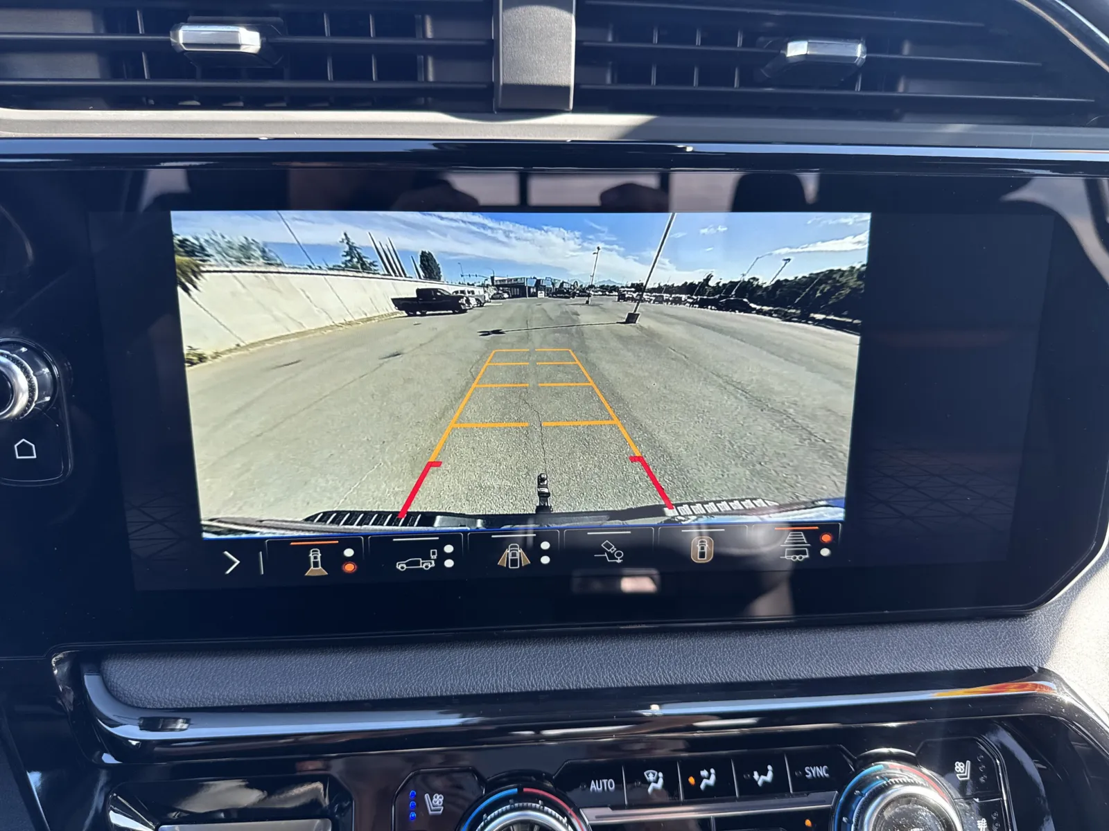 GMC Sierra photo 22