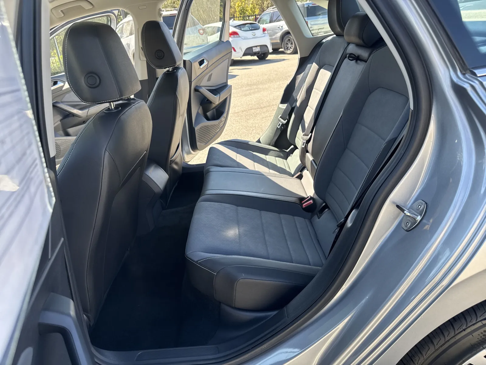 Volkswagen Jetta photo 6