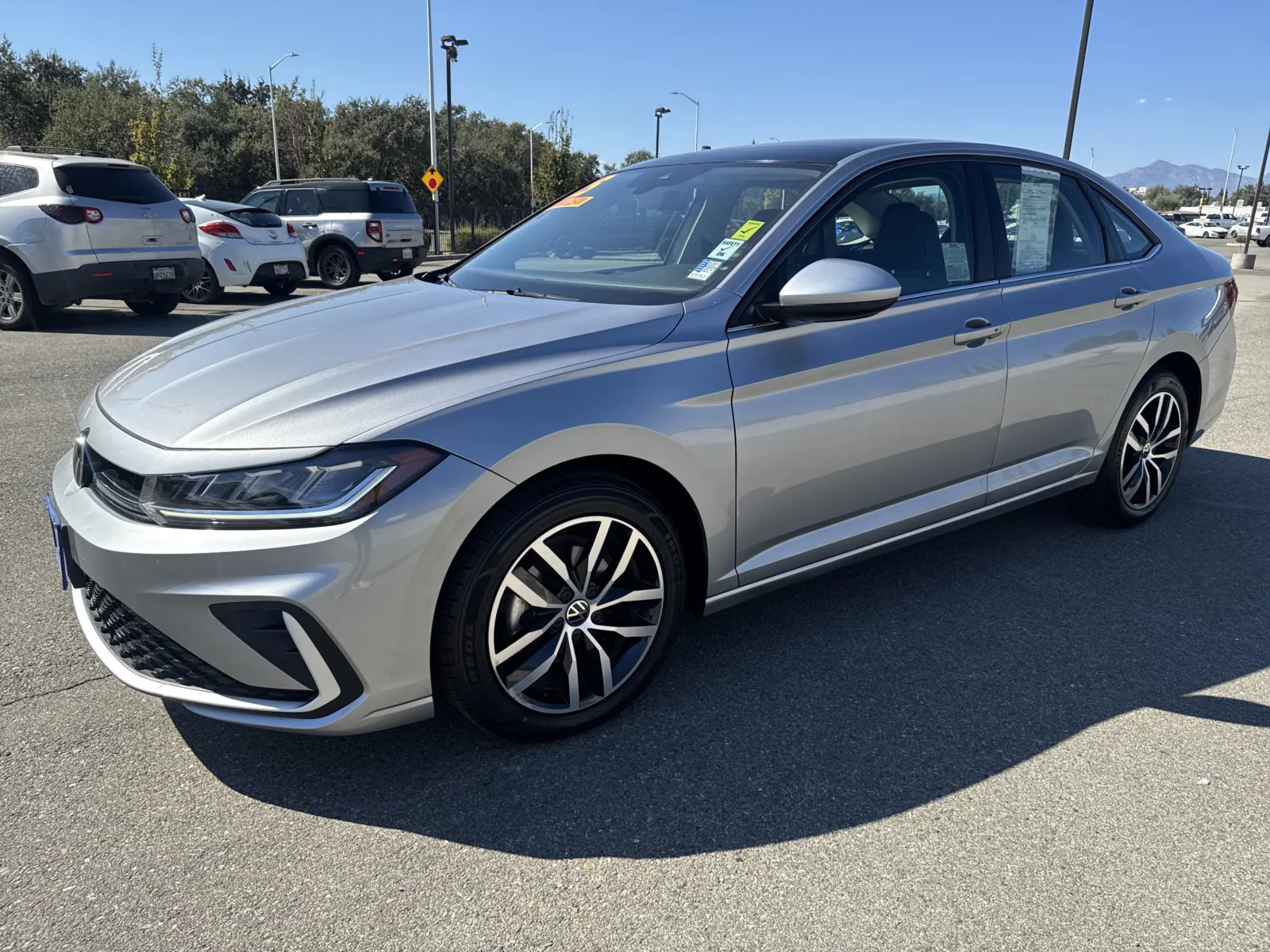 Volkswagen Jetta photo 3