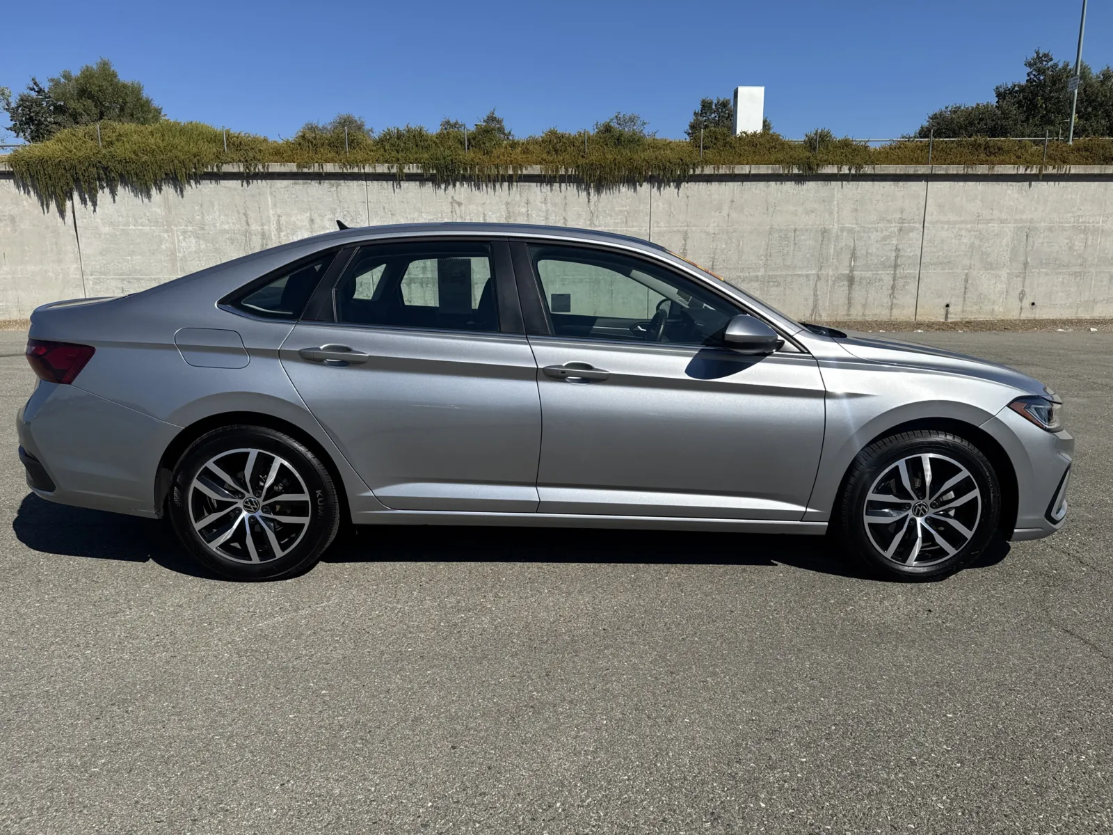 Volkswagen Jetta photo 9
