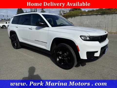 White 2023 Jeep Grand Cherokee L Altitude for sale in Redding, CA