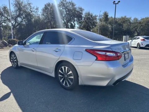 More photos of 2017 Nissan Altima 2.5 SL at Park Marina Motors, CA