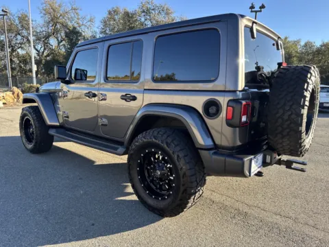 More photos of 2018 Jeep Wrangler Unlimited Sahara at Park Marina Motors, CA